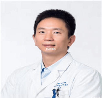 林戈醫生證件照