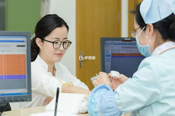 月經週期不規則、陰道乾燥等症狀可能是孕酮偏低了