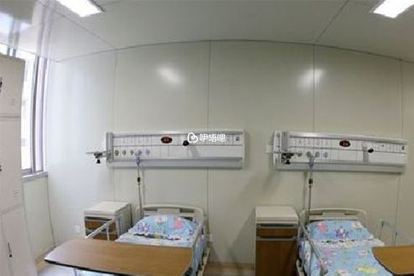 乾淨整潔的病房
