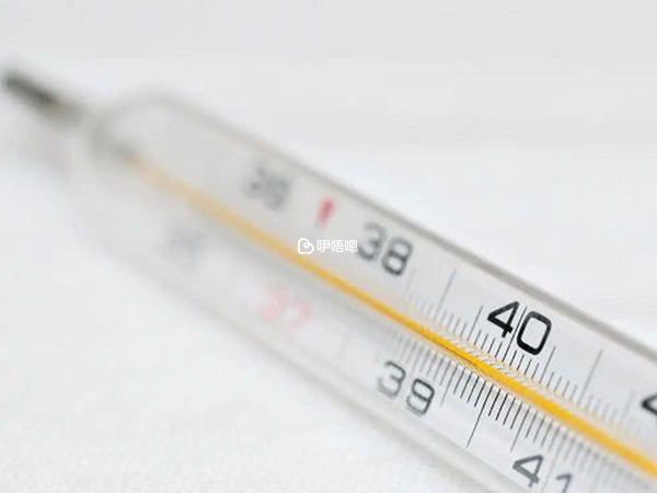 降調針最明顯的副作用就是潮熱多汗