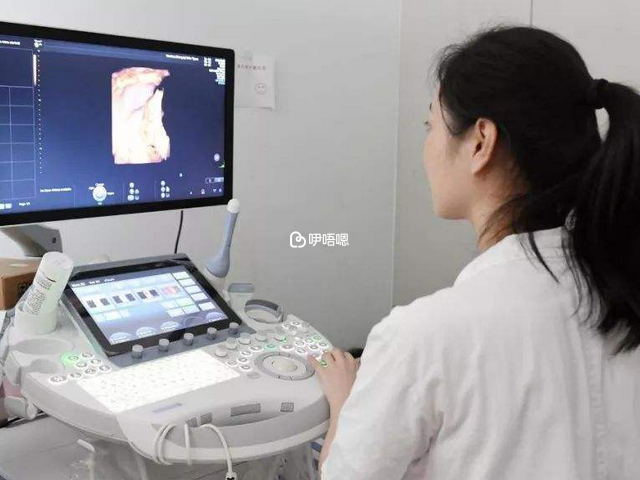 伍園園擅長輔助生殖技術
