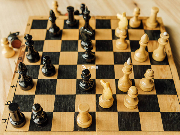 不建議小孩子學國際象棋