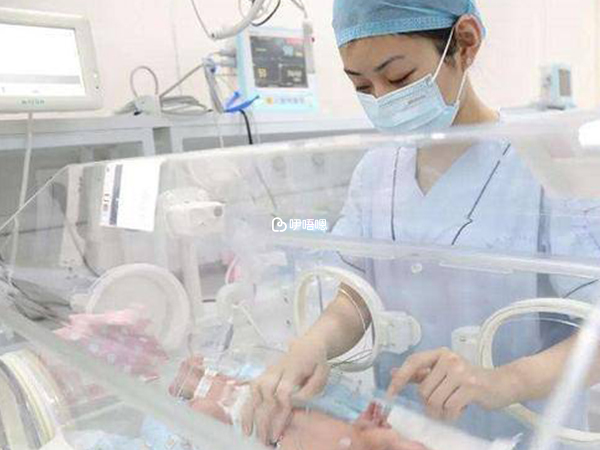 新生兒手腳不黃不一定都是生理黃疸