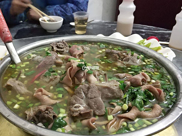 吃狗肉能溫補脾胃