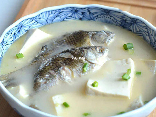 鯽魚豆腐湯的具體做法