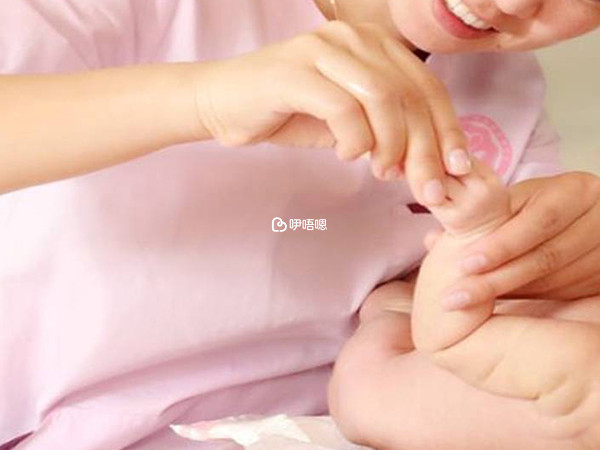 三月寶寶睡眠倒退期持續3-4個月