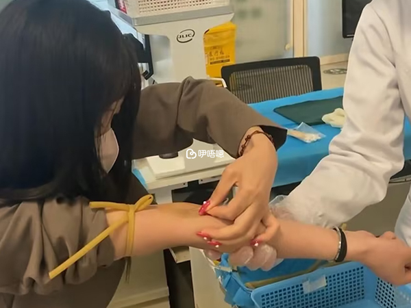 懷孕8周香港驗血沒y也可能生男孩